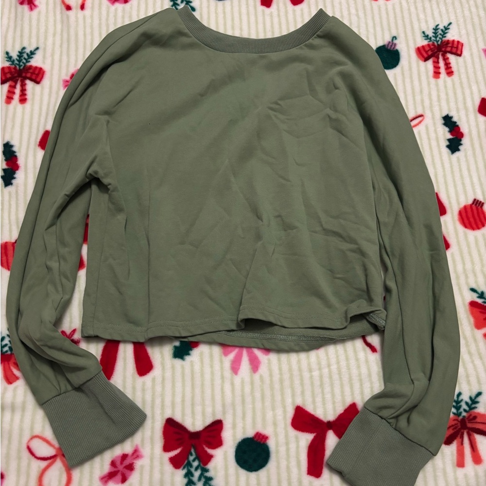 Green Cropped Long Sleeve Hoodie